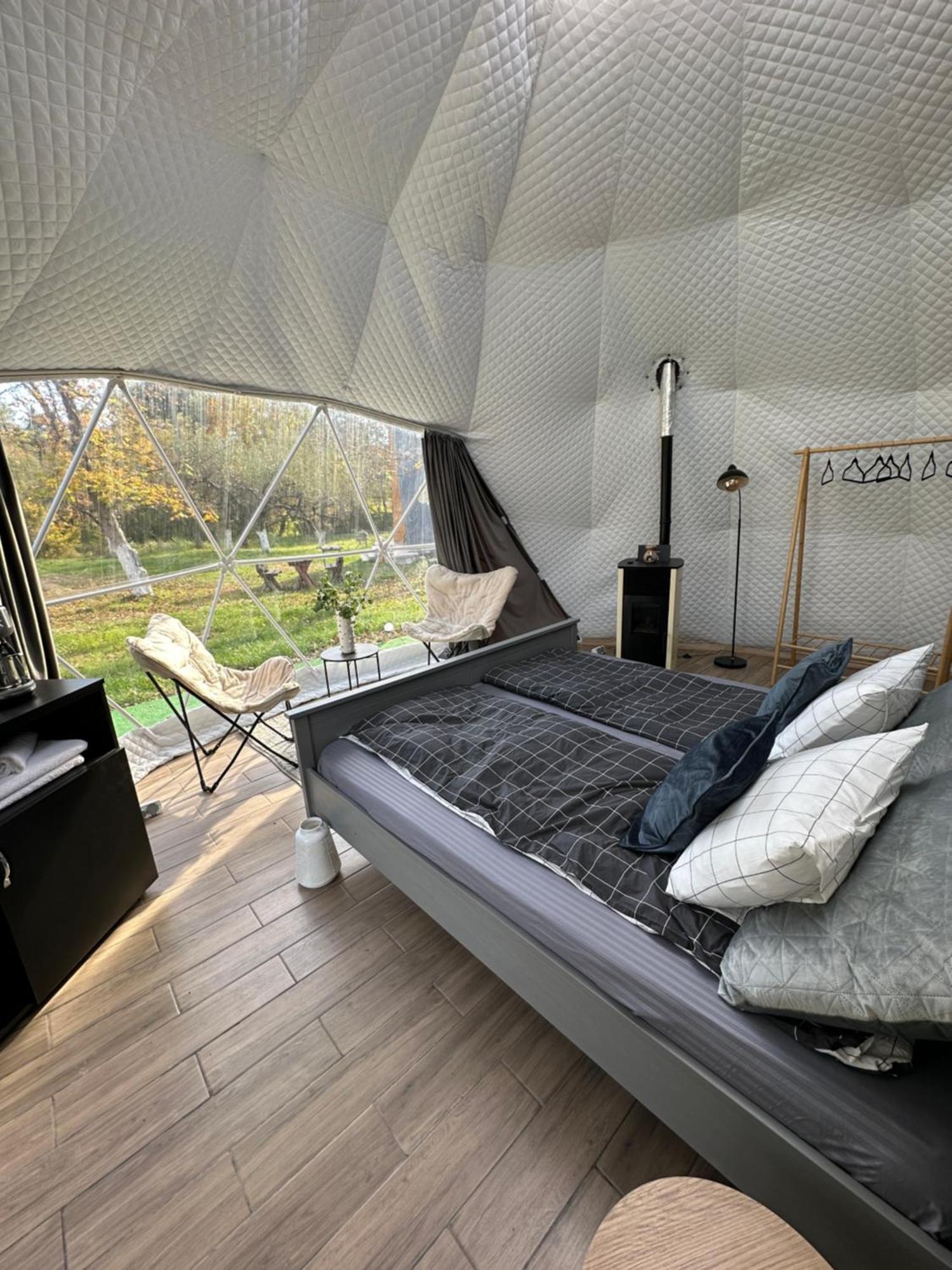 Отель The Frog Glamping Хорезу Экстерьер фото